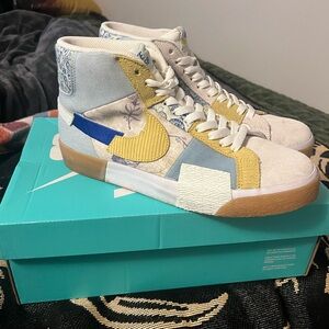 Nike SB Zoom Blazer Mid PRM Patchwork Sneakers in Cream, Yellow & Blue